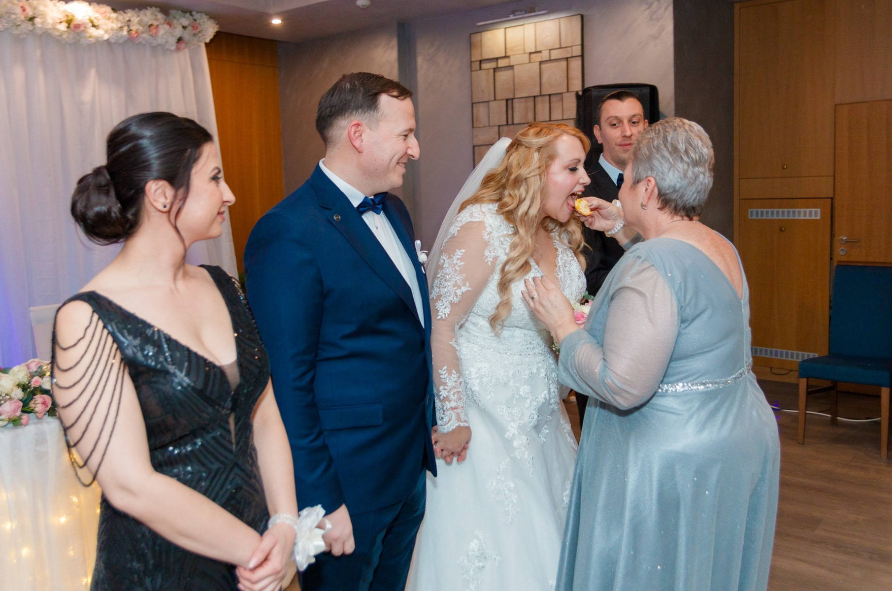 071 Wedding